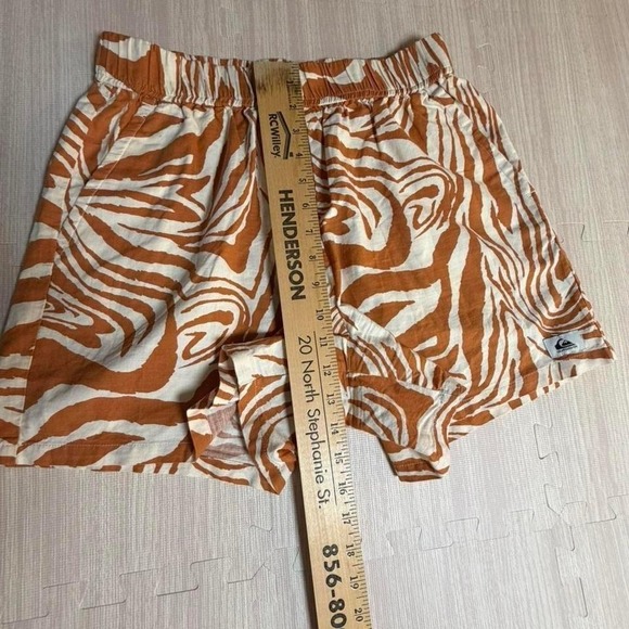 Quiksilver Zebra Print Shorts M Elastic Waist Boho Summer Casual Orange - Picture 7 of 14